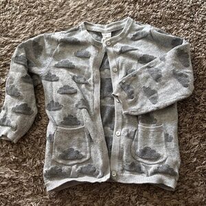 H&M Baby Grey Cardigan Sweater w/cloud accents sized 1.5-2Y